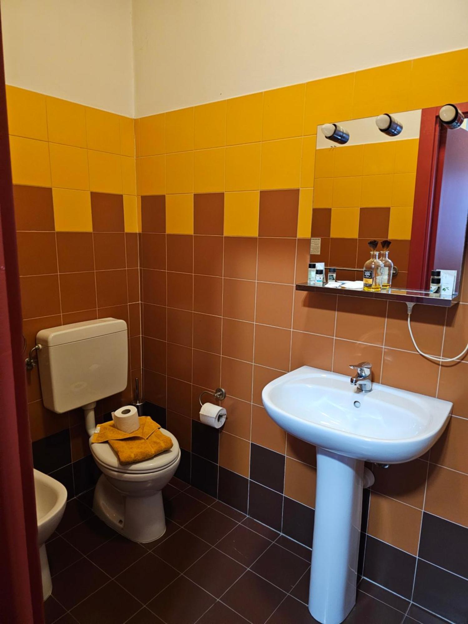 Hotel Arcadia Ноне Экстерьер фото